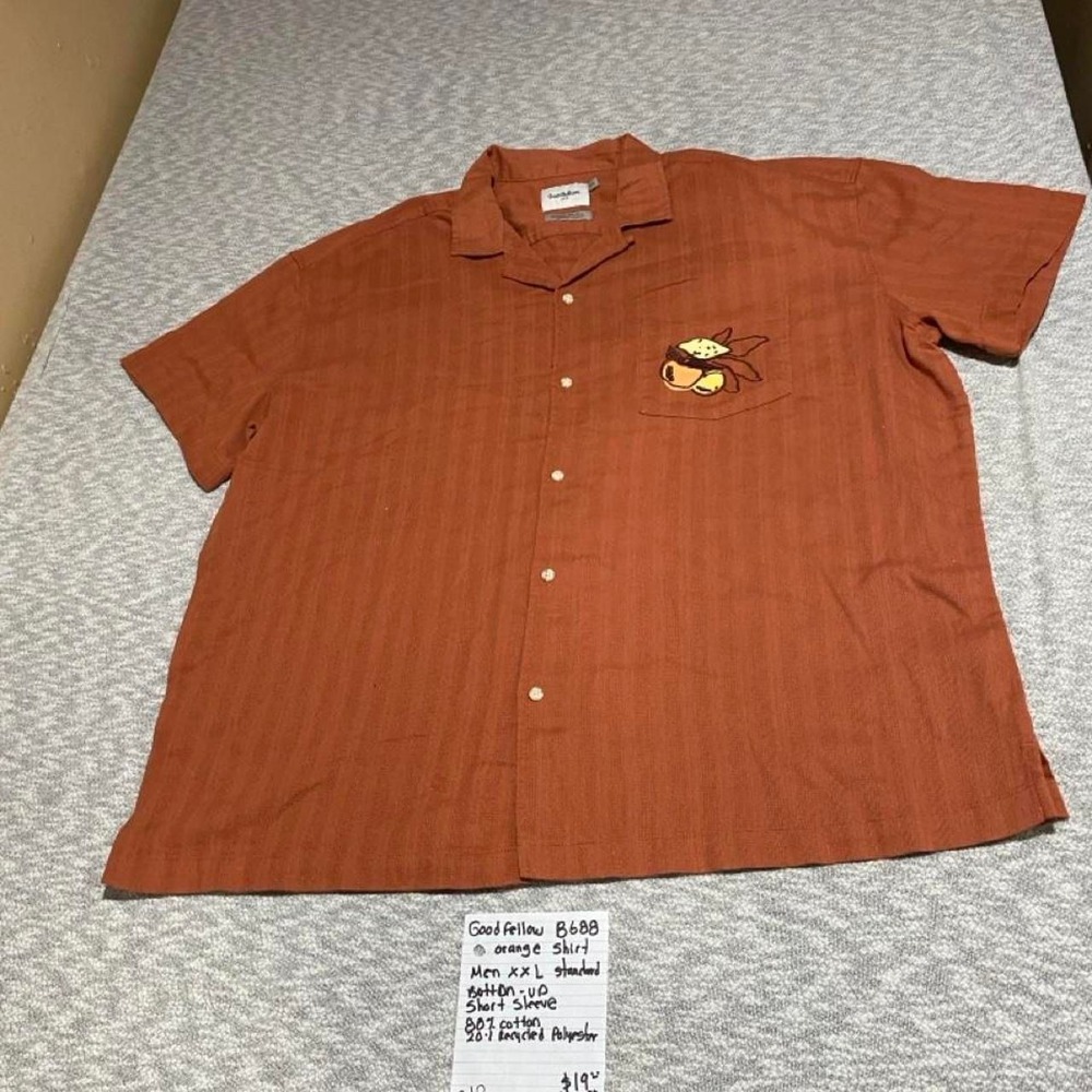 Good Fellow button up shirt in rust orange Men XXL Standard. SKU-B688